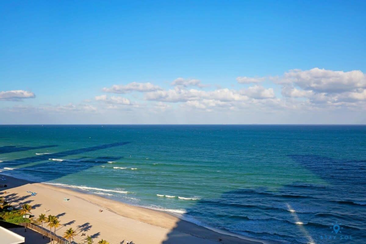 Beachfront Resort Pool Ocean View Balcony Gym Aventura Exterior photo