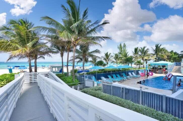 Beachfront Resort Pool Ocean View Balcony Gym Aventura Exterior photo